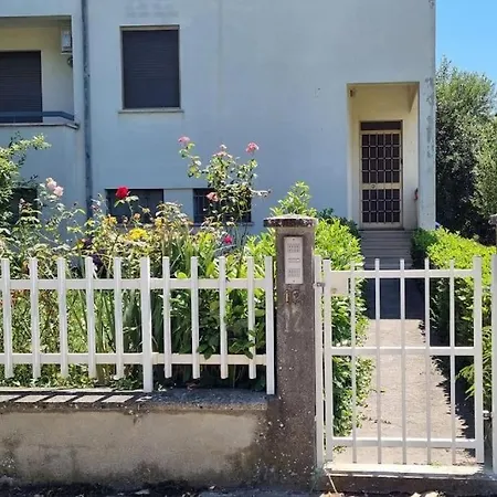 Via Guareschi Gasthuis